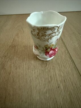 Antique Victorian Hand Painted 4” floral vase